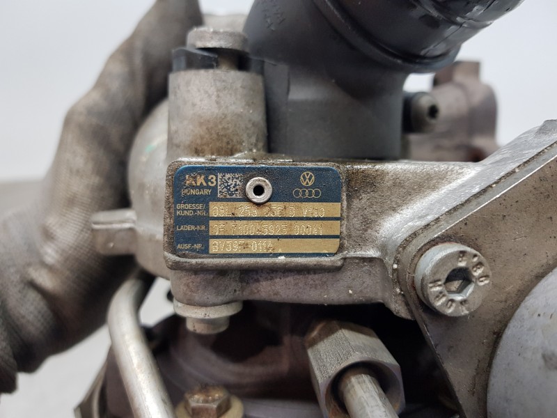 Recambio de turbocompresor para volkswagen polo (6r1) advance referencia OEM IAM 03L253056D  
