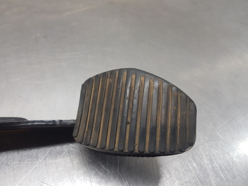 Recambio de pedal freno para peugeot 407 confort referencia OEM IAM 4501S7 9654165180  Recambio de pedal freno para peugeot 407 confort referencia OEM IAM 4501S7 9654165180