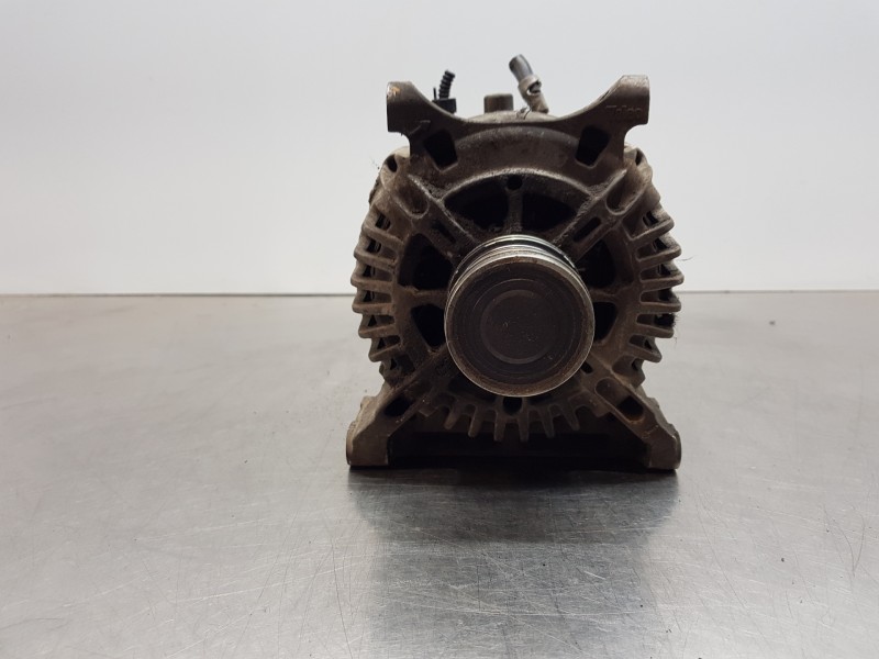 Recambio de alternador para mercedes clase b (w245) standard referencia OEM IAM A6401540402   Recambio de alternador para mercedes clase b (w245) standard referencia OEM IAM A6401540402