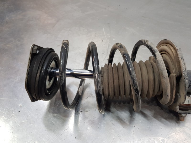 Recambio de amortiguador delantero derecho para mercedes clase b (w245) standard referencia OEM IAM A1693201830  