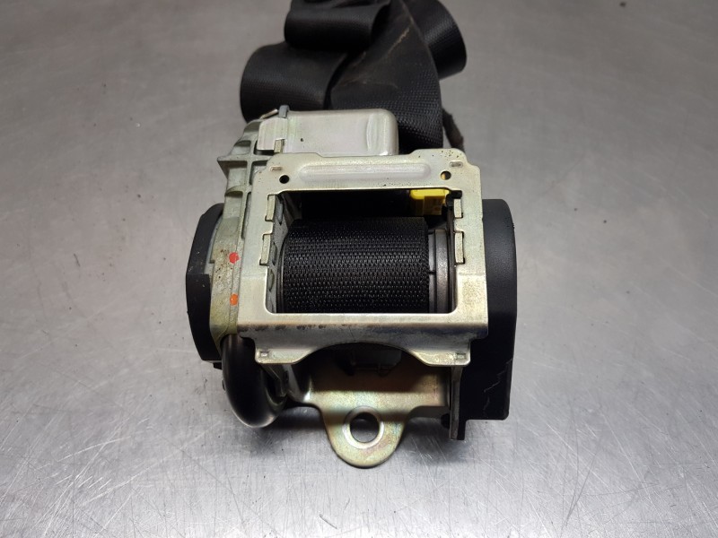 Recambio de cerradura puerta delantera derecha para mercedes clase b (w245) standard referencia OEM IAM A1697204435 1697202835  Recambio de cerradura puerta delantera derecha para mercedes clase b (w245) standard referencia OEM IAM A1697204435 1697202835