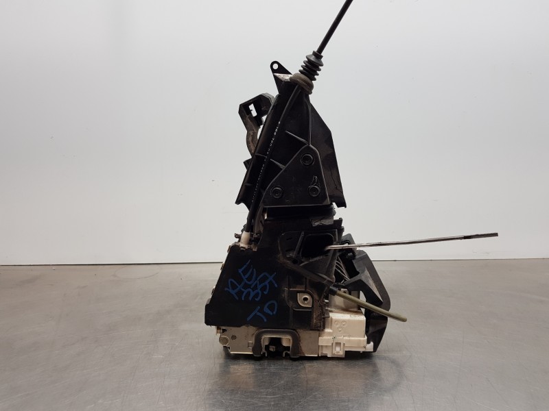 Recambio de cerradura puerta trasera derecha para mercedes clase b (w245) standard referencia OEM IAM A1697301635 1697302235  Recambio de cerradura puerta trasera derecha para mercedes clase b (w245) standard referencia OEM IAM A1697301635 1697302235