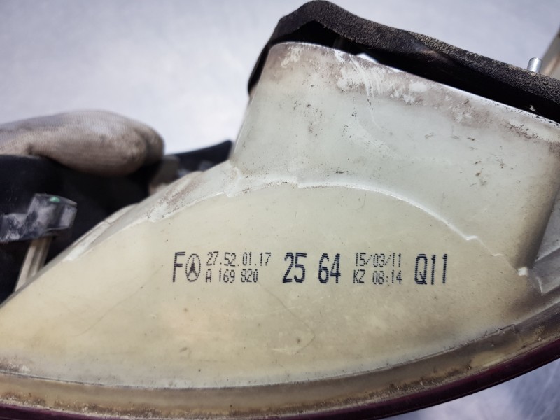 Recambio de piloto trasero izquierdo para mercedes clase b (w245) standard referencia OEM IAM A1698202564   Recambio de piloto trasero izquierdo para mercedes clase b (w245) standard referencia OEM IAM A1698202564