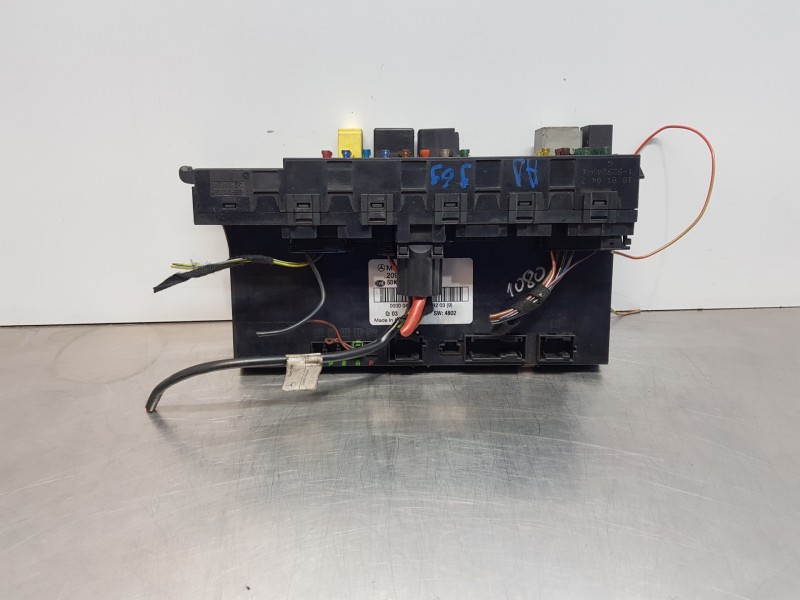 Recambio de caja reles / fusibles para mercedes clase clk (w209) coupe 270 referencia OEM IAM 2095450701 5DK008486 5DK00848611