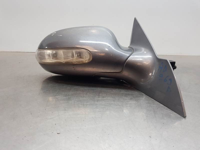 Recambio de retrovisor derecho para mercedes clase clk (w209) coupe 270 referencia OEM IAM A2098100676  