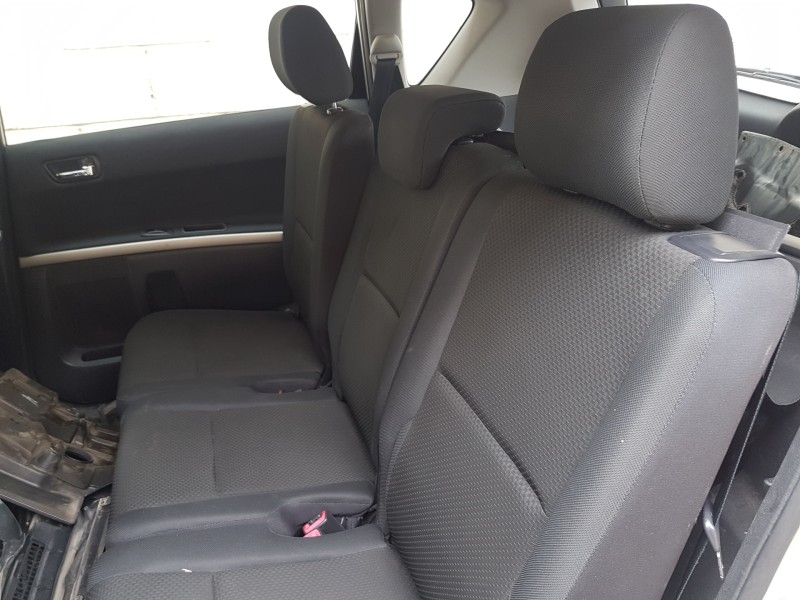 toyota corolla verso (r1) del año 2004