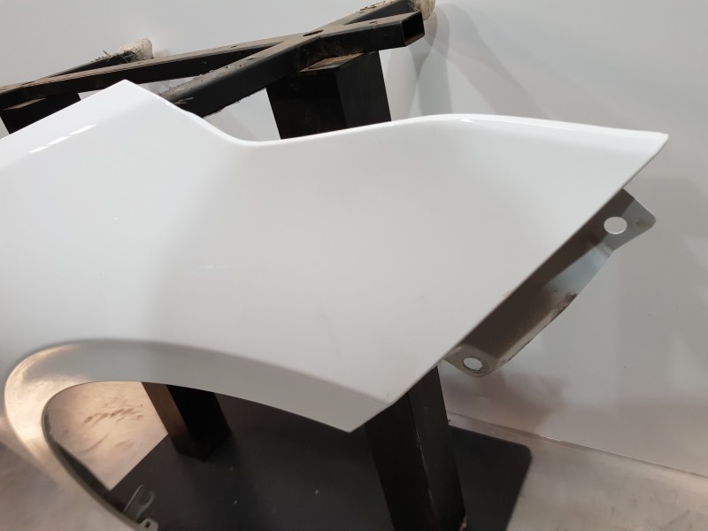 Recambio de aleta delantera derecha para kia ceed drive referencia OEM IAM 66321J7010  