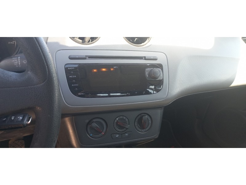 seat ibiza st (6j8) del año 2012