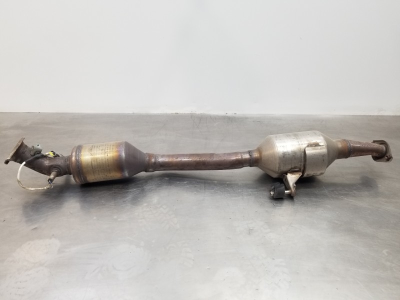 Recambio de catalizador para toyota corolla touring sports (e21) hybrid referencia OEM IAM 174100TJ20  
