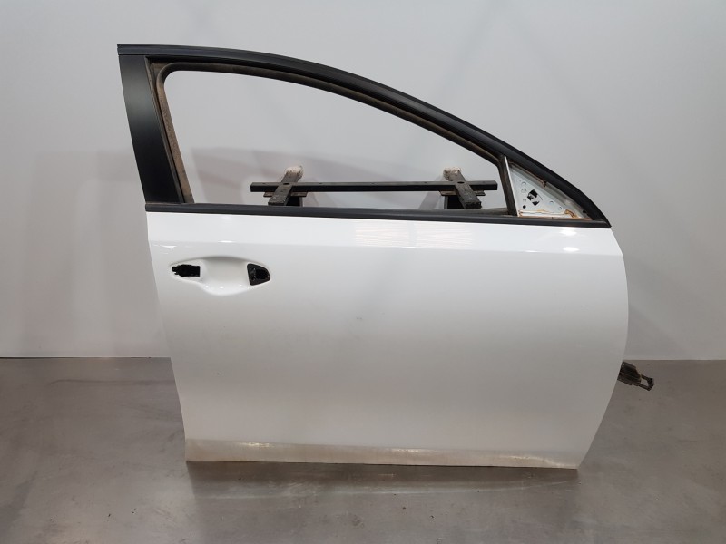Recambio de puerta delantera derecha para kia ceed drive referencia OEM IAM 76004J7000  