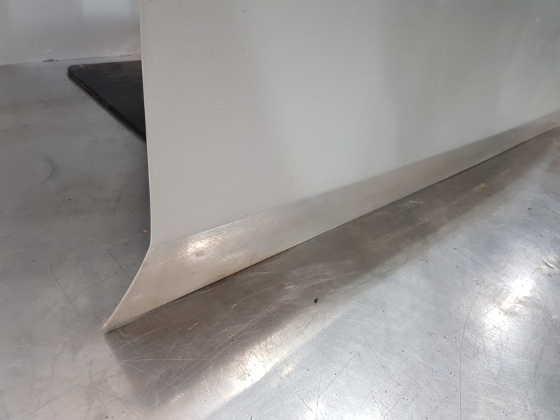 Recambio de puerta delantera derecha para kia ceed drive referencia OEM IAM 76004J7000  