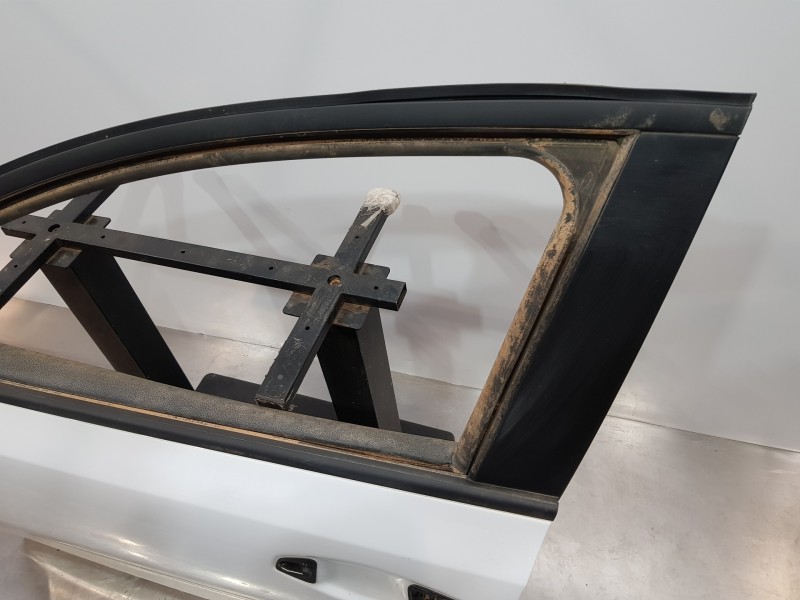 Recambio de puerta delantera izquierda para kia ceed drive referencia OEM IAM 76003J7000  