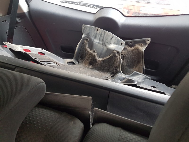 toyota corolla verso (r1) del año 2004