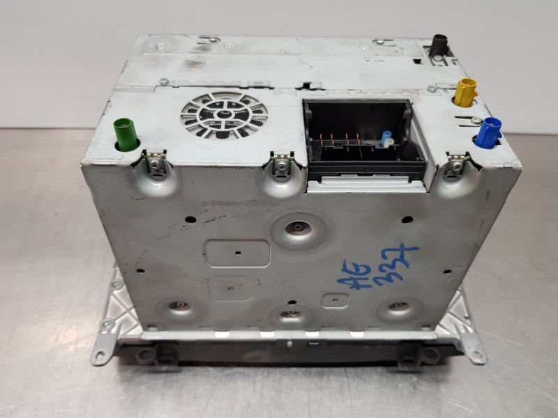 Recambio de pantalla multifuncion para mercedes clase b (w245) standard referencia OEM IAM A1698209289 A2038270062  Recambio de pantalla multifuncion para mercedes clase b (w245) standard referencia OEM IAM A1698209289 A2038270062