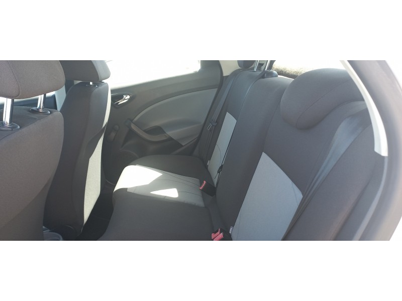 seat ibiza st (6j8) del año 2012