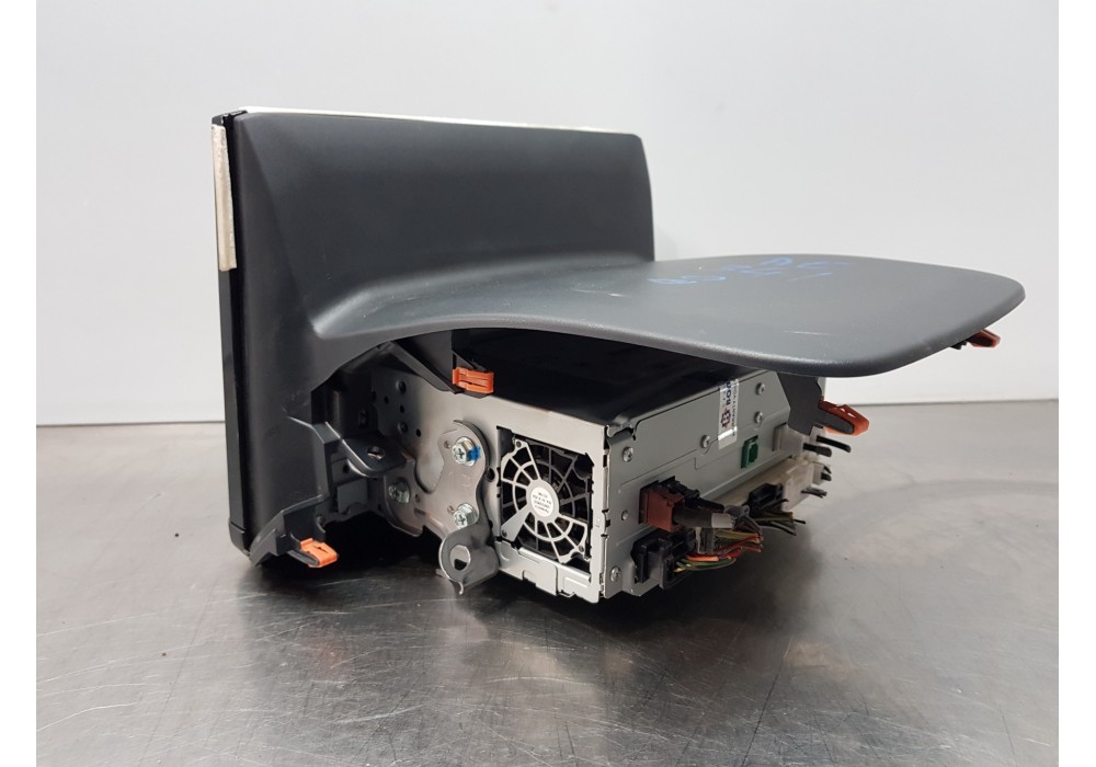 Recambio de pantalla multifuncion para toyota corolla touring sports (e21) hybrid referencia OEM IAM 8614002N51  