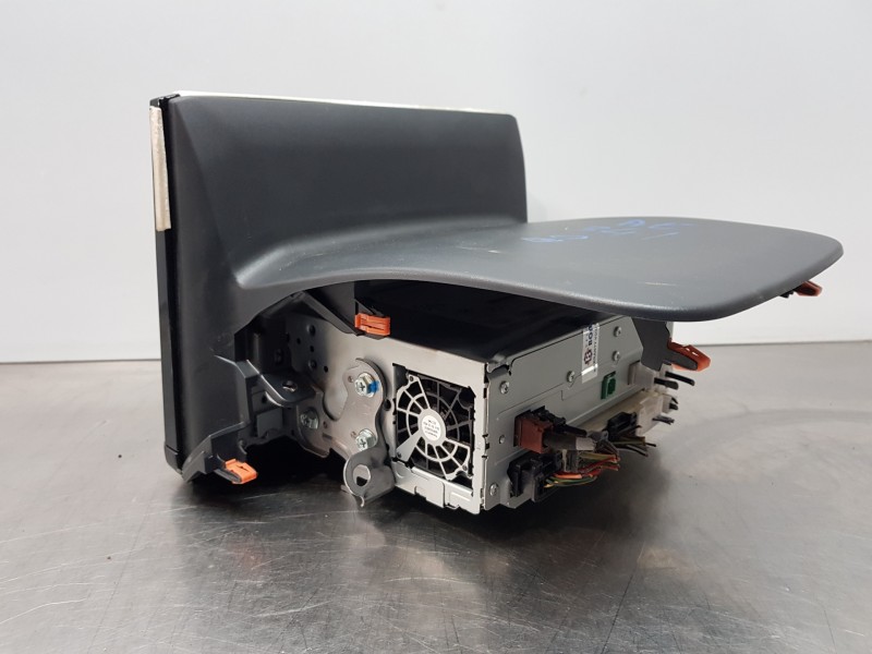 Recambio de pantalla multifuncion para toyota corolla touring sports (e21) hybrid referencia OEM IAM 8614002N51  