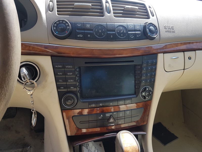 mercedes clase e (w211) berlina del año 2003