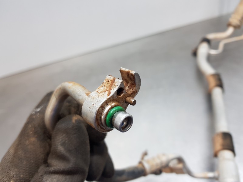 Recambio de tubos aire acondicionado para kia ceed drive referencia OEM IAM 97775G4450  