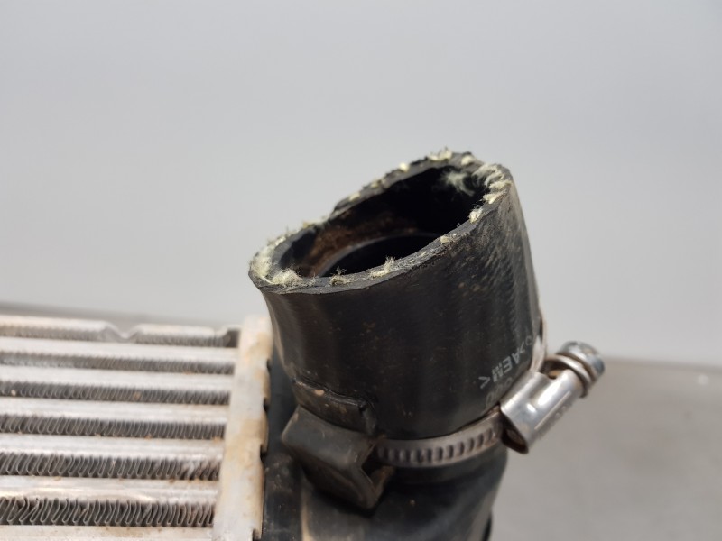 Recambio de intercooler para kia ceed drive referencia OEM IAM 2827007600  