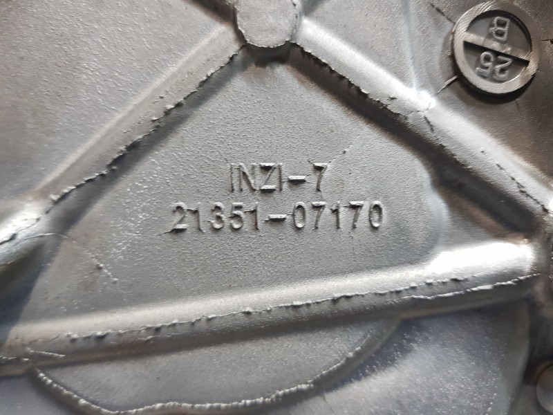 Recambio de tapa distribucion para kia ceed drive referencia OEM IAM 2135107170  