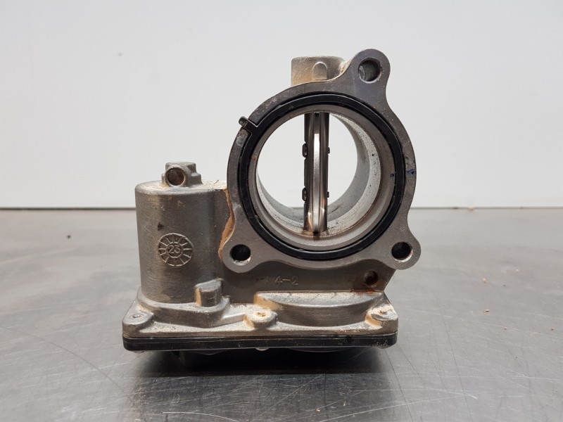 Recambio de caja mariposa para kia ceed drive referencia OEM IAM 3515008200  