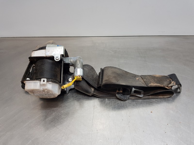 Recambio de cinturon seguridad trasero derecho para kia ceed drive referencia OEM IAM 89820J7000WK 89820J7000 