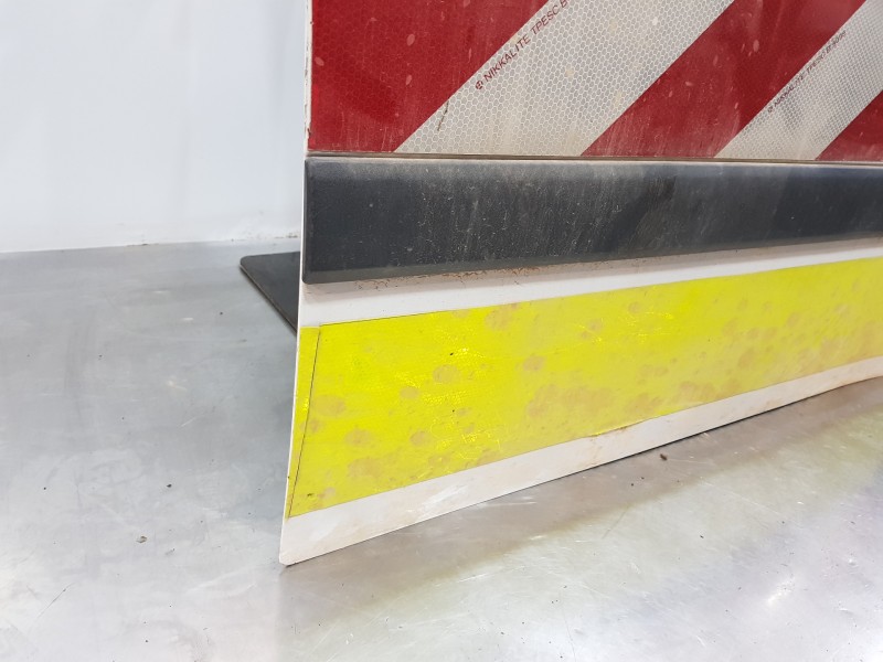 Recambio de puerta delantera derecha para renault kangoo dynamique referencia OEM IAM 801004113R  