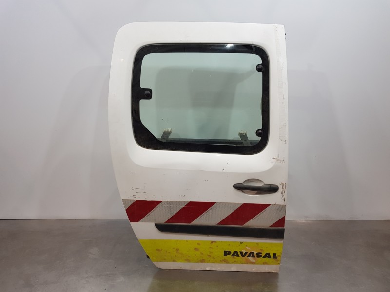 Recambio de puerta lateral corredera derecha para renault kangoo dynamique referencia OEM IAM 821007601R  