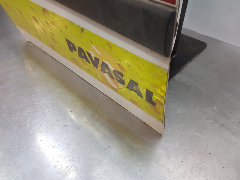 Recambio de puerta lateral corredera derecha para renault kangoo dynamique referencia OEM IAM 821007601R  