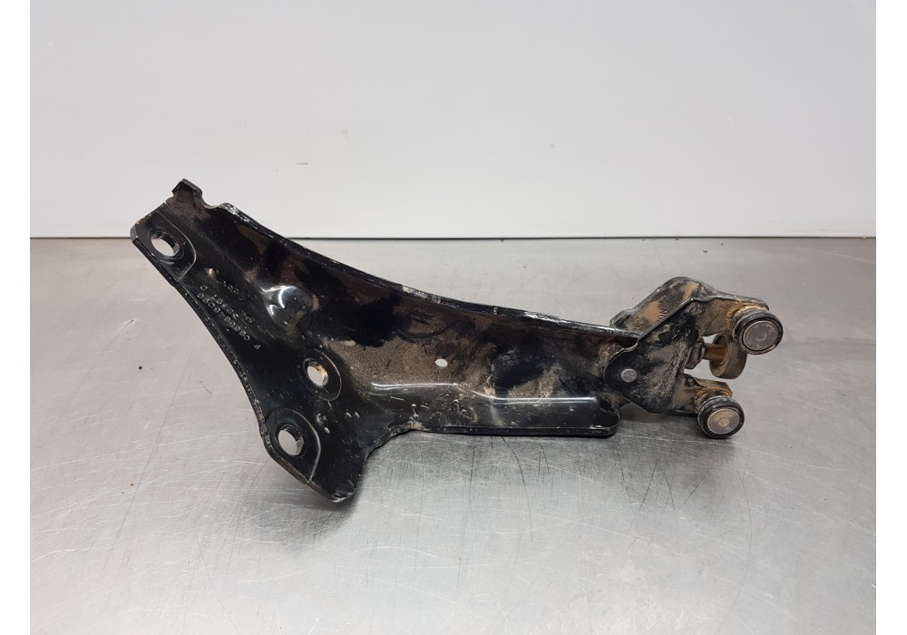 Recambio de soporte / guia puerta corredera para peugeot partner kombi active referencia OEM IAM 9033Z0 0866848096 