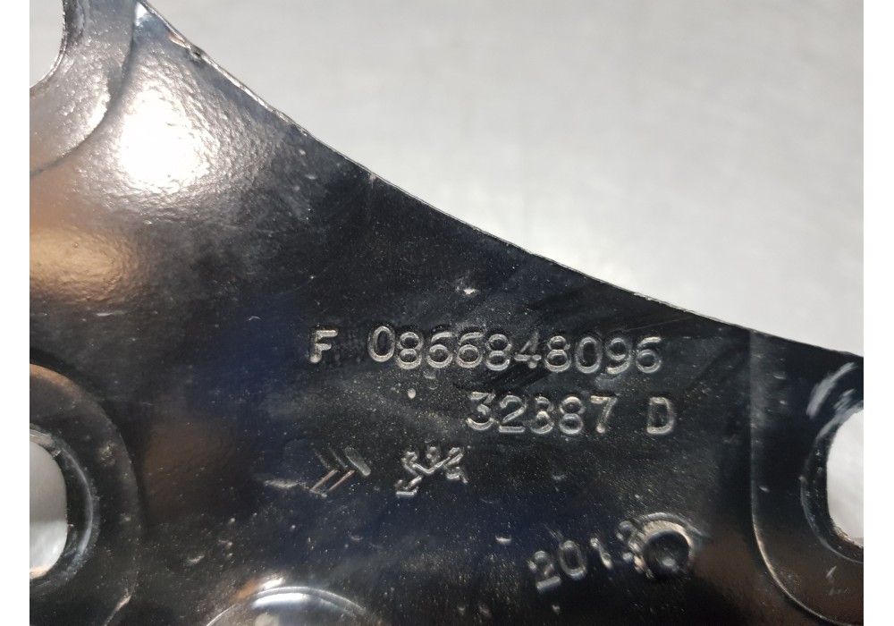 Recambio de soporte / guia puerta corredera para peugeot partner kombi active referencia OEM IAM 9033Z0 0866848096 