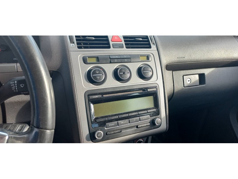 volkswagen touran (1t2) del año 2010