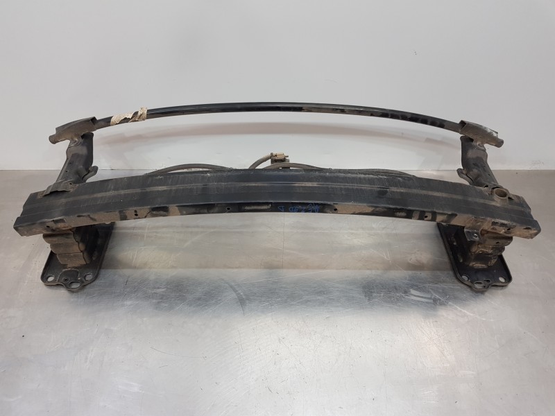 Recambio de refuerzo paragolpes delantero para kia carens ( ) drive referencia OEM IAM 86530A4000  