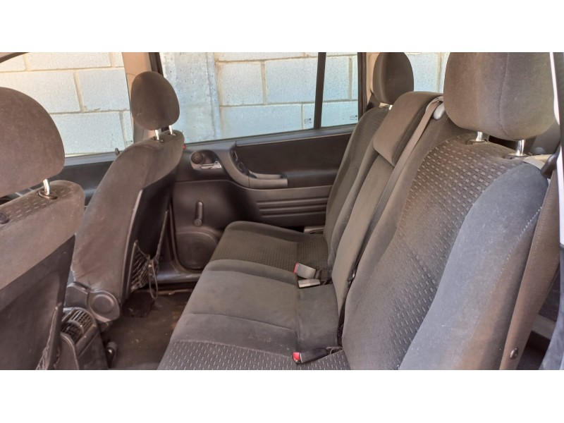 opel zafira a del año 2004