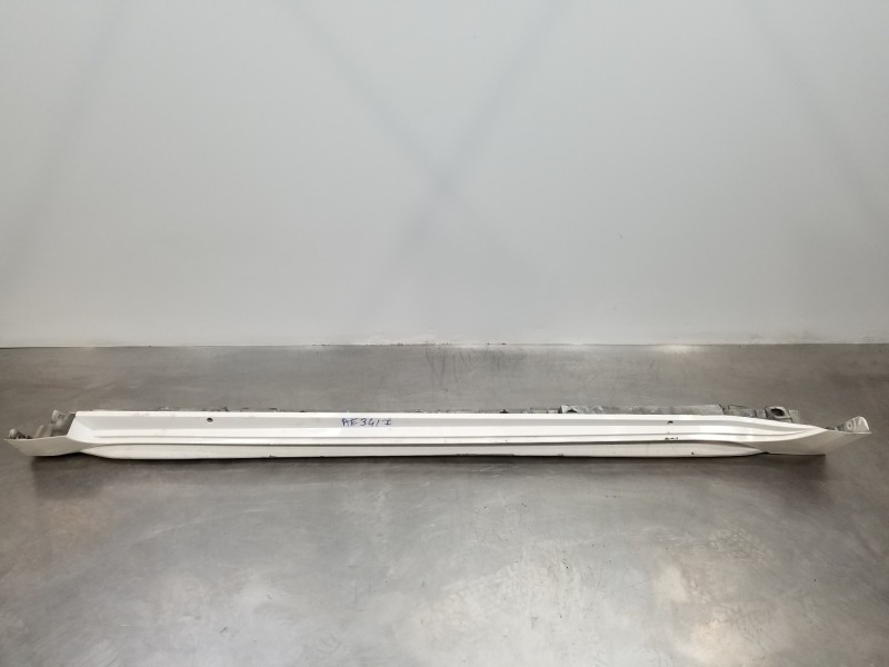 Recambio de faldon lateral para toyota corolla touring sports (e21) hybrid referencia OEM IAM 7585202902  