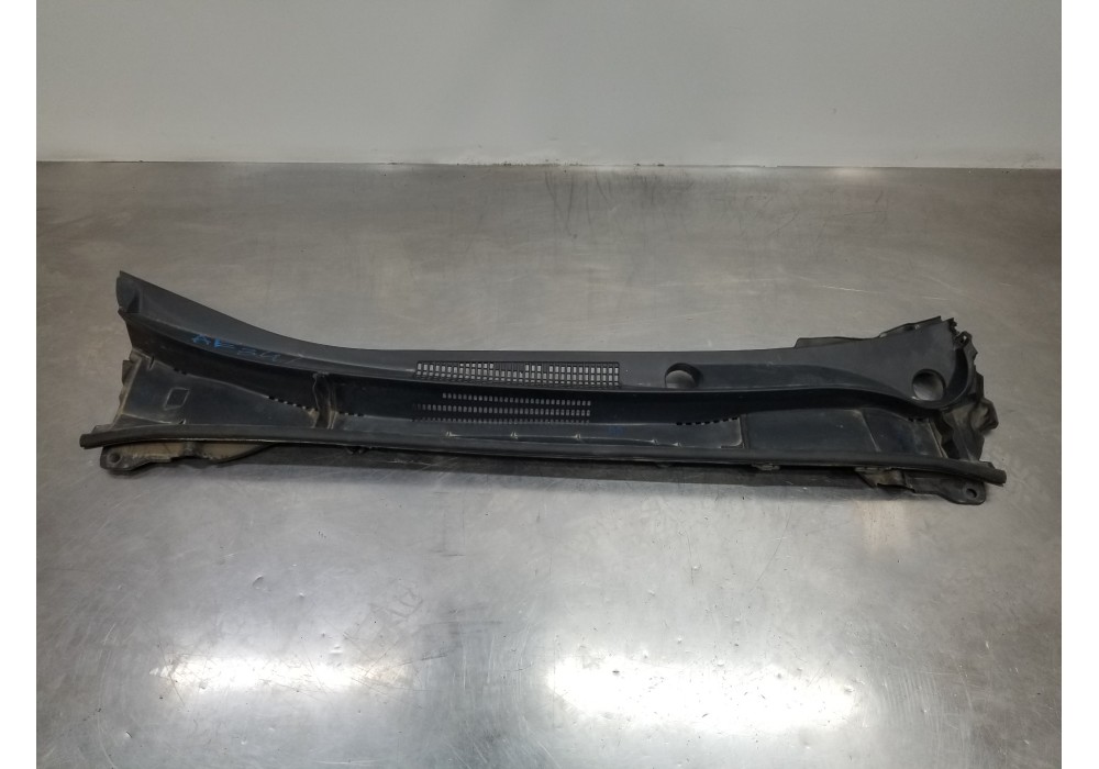 Recambio de torpedo para toyota corolla touring sports (e21) hybrid referencia OEM IAM 5570802A10  