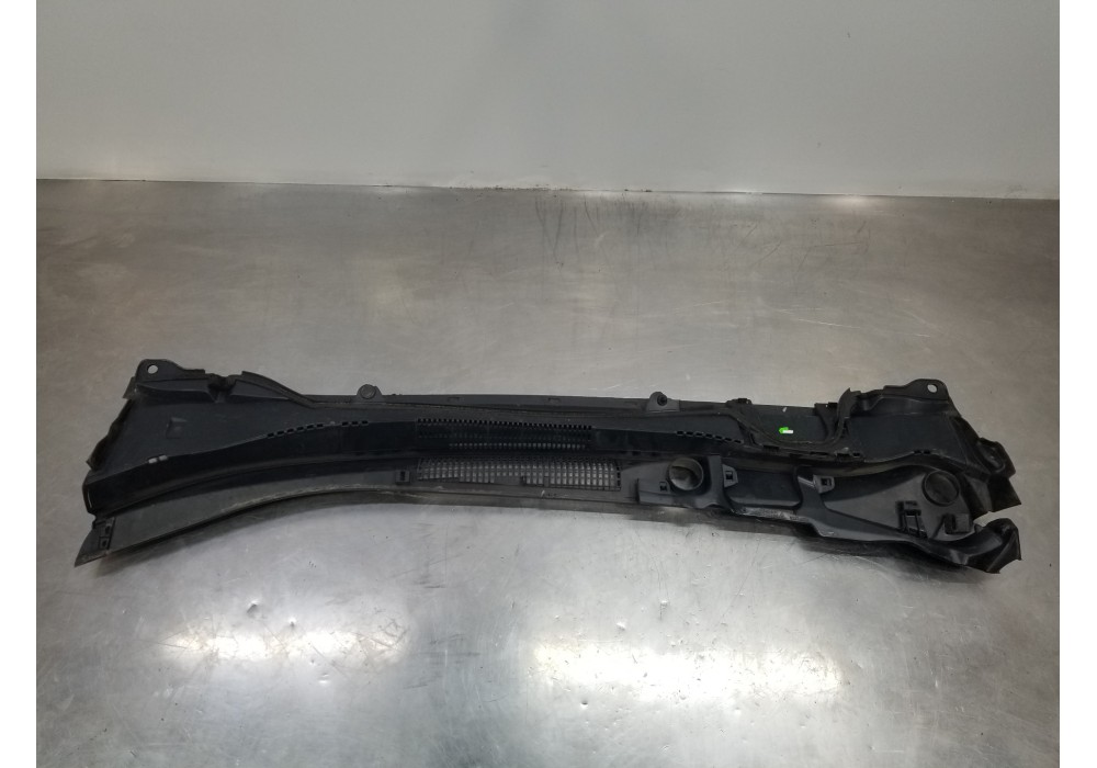 Recambio de torpedo para toyota corolla touring sports (e21) hybrid referencia OEM IAM 5570802A10  