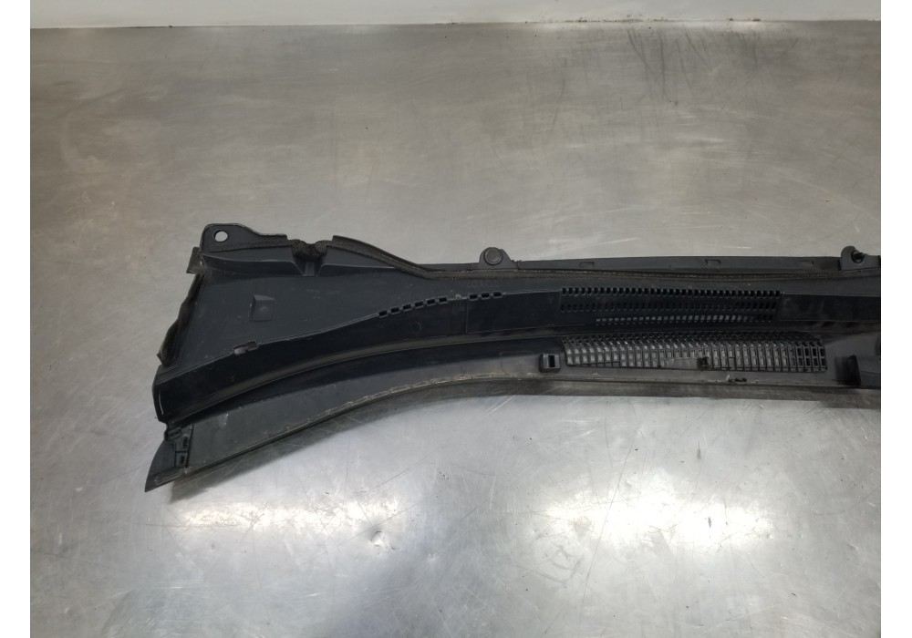 Recambio de torpedo para toyota corolla touring sports (e21) hybrid referencia OEM IAM 5570802A10  