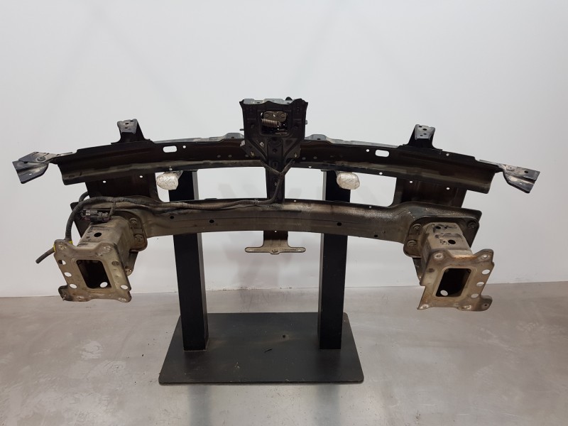 Recambio de refuerzo paragolpes delantero para opel antara cosmo referencia OEM IAM 22742367  