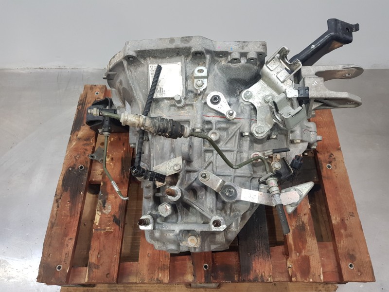 Recambio de caja cambios para mitsubishi asx (ga0w) challenge referencia OEM IAM 2500A101  