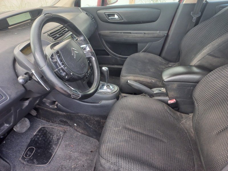 citroen c4 berlina del año 2005