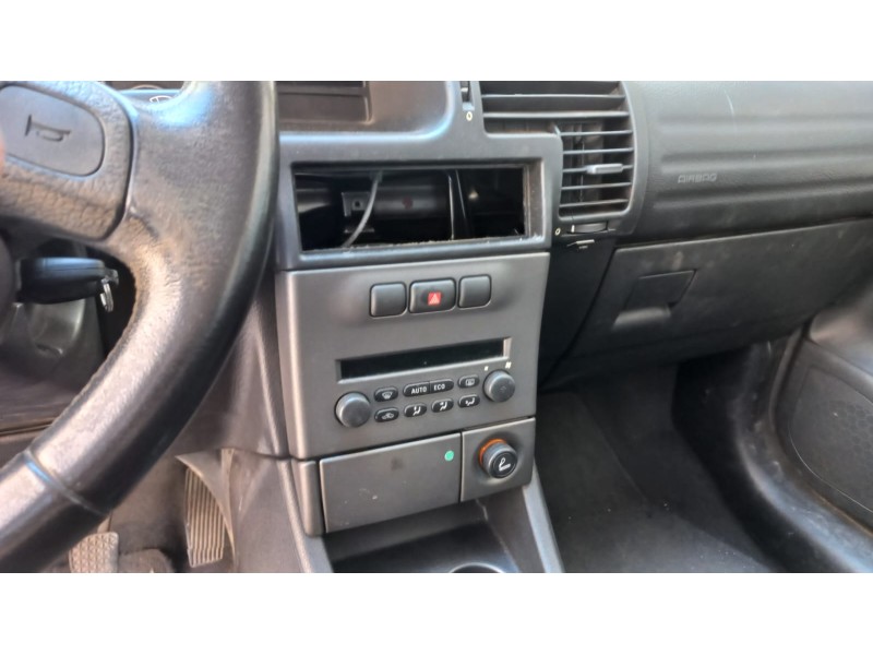 opel zafira a del año 2004