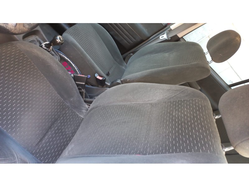 opel zafira a del año 2004