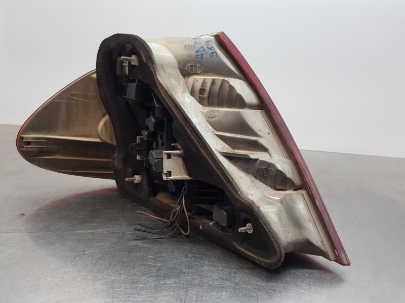 Recambio de piloto trasero derecho para mercedes clase clk (w209) coupe 270 referencia OEM IAM A2098200264  