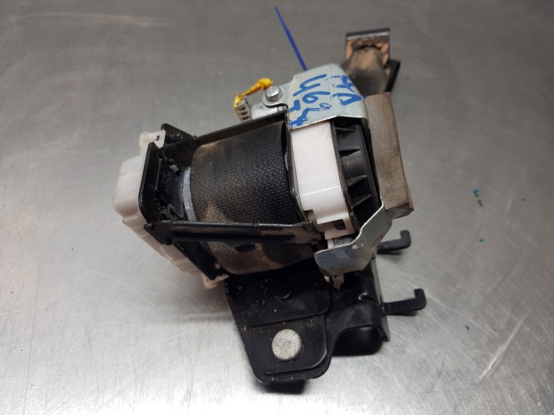 Recambio de cinturon seguridad trasero izquierdo para kia ceed drive referencia OEM IAM 89810J7000WK 89810J7000 