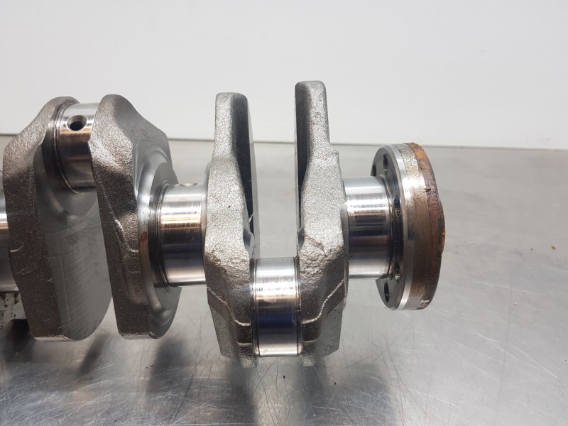 Recambio de cigueñal para kia ceed drive referencia OEM IAM 2311004800  