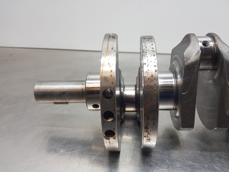 Recambio de cigueñal para kia ceed drive referencia OEM IAM 2311004800  