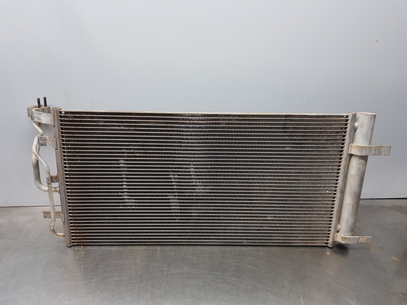 Recambio de condensador / radiador aire acondicionado para kia ceed drive referencia OEM IAM 97606J7290 HC200NXJBC 