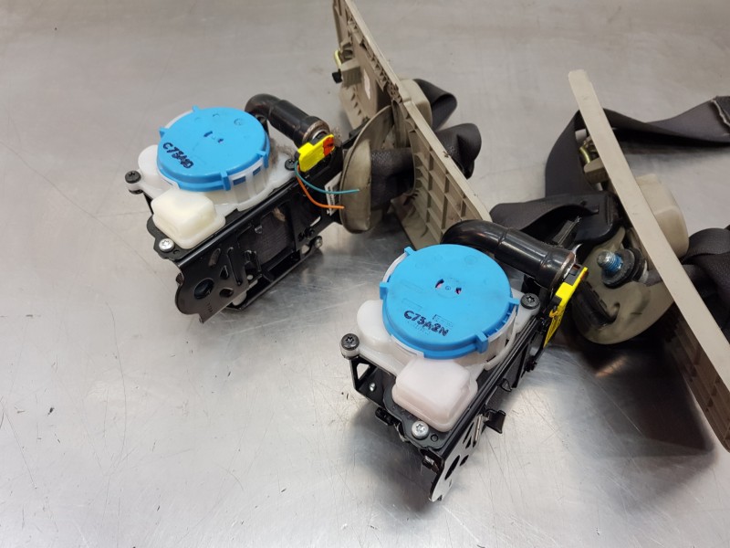 Recambio de kit airbag para kia carens ( ) drive referencia OEM IAM 84710A4100WK 56900A4000 95910A4350